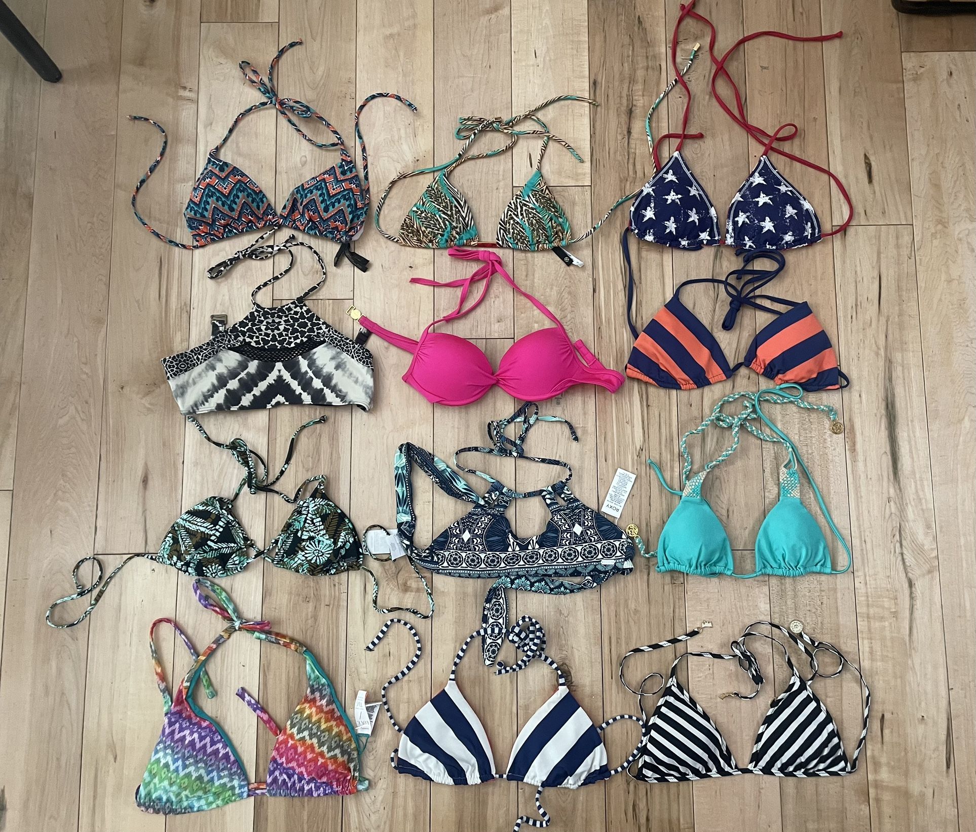 Lot Of Swimwear Bikini Tops Vitamin A Vix Splendid Juicy Couture Roxy Rip Curl Victoria’s Secret Luli Fama Volcom