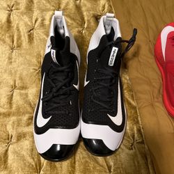 NIKE BSBL SNICKERS 