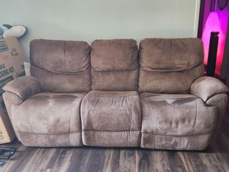 La-Z- Boy Reclining Couch