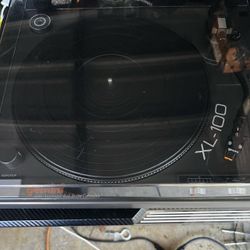 Gemini XL-100 Semi-Automatic Belt Drive Turntable