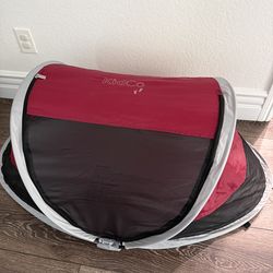 KidCo Peapod Portable Foldable Mesh Toddler Travel Tent & Storage Bag