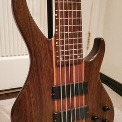 PEAVEY Grind 6 String Bass Guitar | Hardshell Case