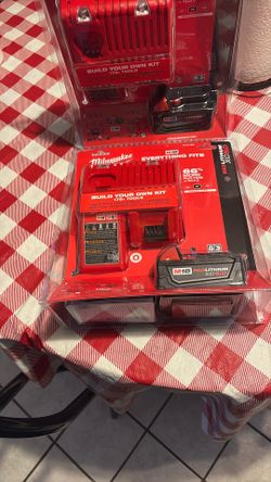 Brand New Milwaukee M18 Battery Kit Comes With 5ah Battery And Charger $90 Each Kit 