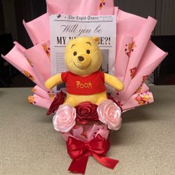 Valentine’s Winnie The Pooh Roses 