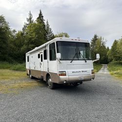 2001 Dutch Star Newmar RV