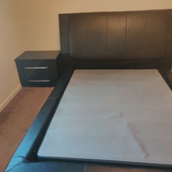 Queen Size Dimora Bedroom set 