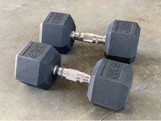 Pair of 30 lb Rubber Hex Dumbbells – 60 lb Total