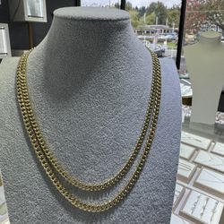 Curb Link is Chain Necklace Sale!