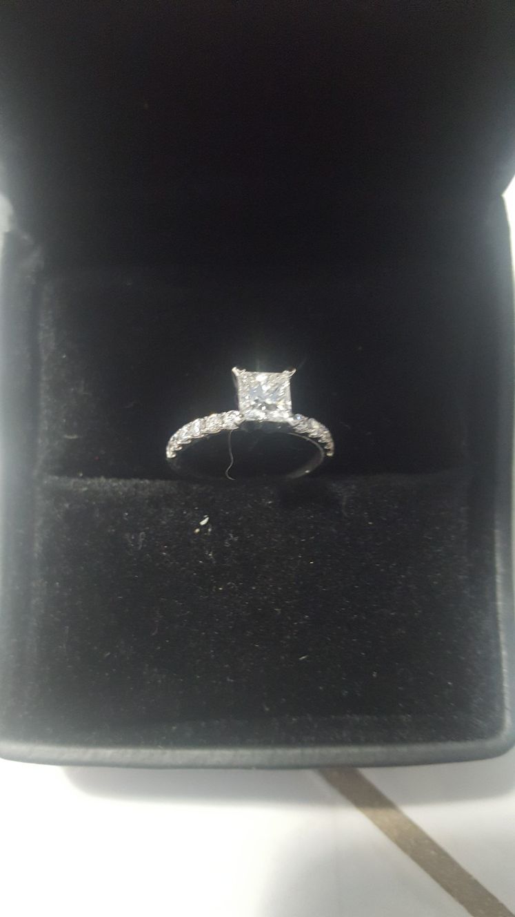 WAS $5,700!! NEW 1.11 CARAT PRINCESS CUT DIAMOND ENGAGEMENT RING WITH CERTIFIED APPRAISAL (SEE PIC # 2 FOR SPECS) 14KT WHITE GOLD