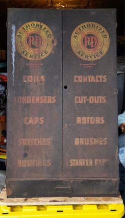 Vintage P&D Authorized Service Cabinet 