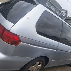 2000 Honda Odyssey