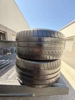 285/35/21 DUNLOP SP SPORT MAXX GT DSST Run Flats 70%+ Tread (2)