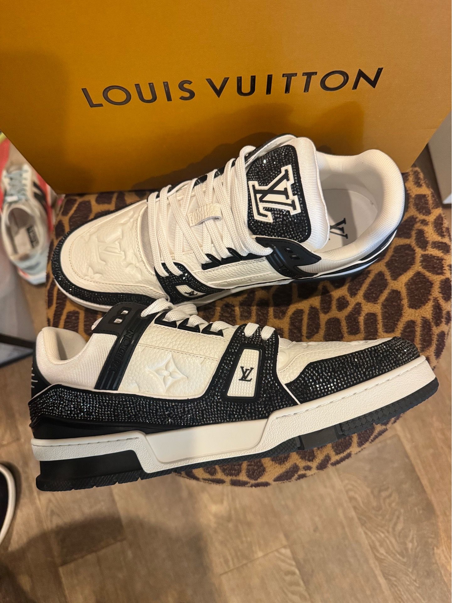 Louis Vuitton trainer size 10 men’s ISa