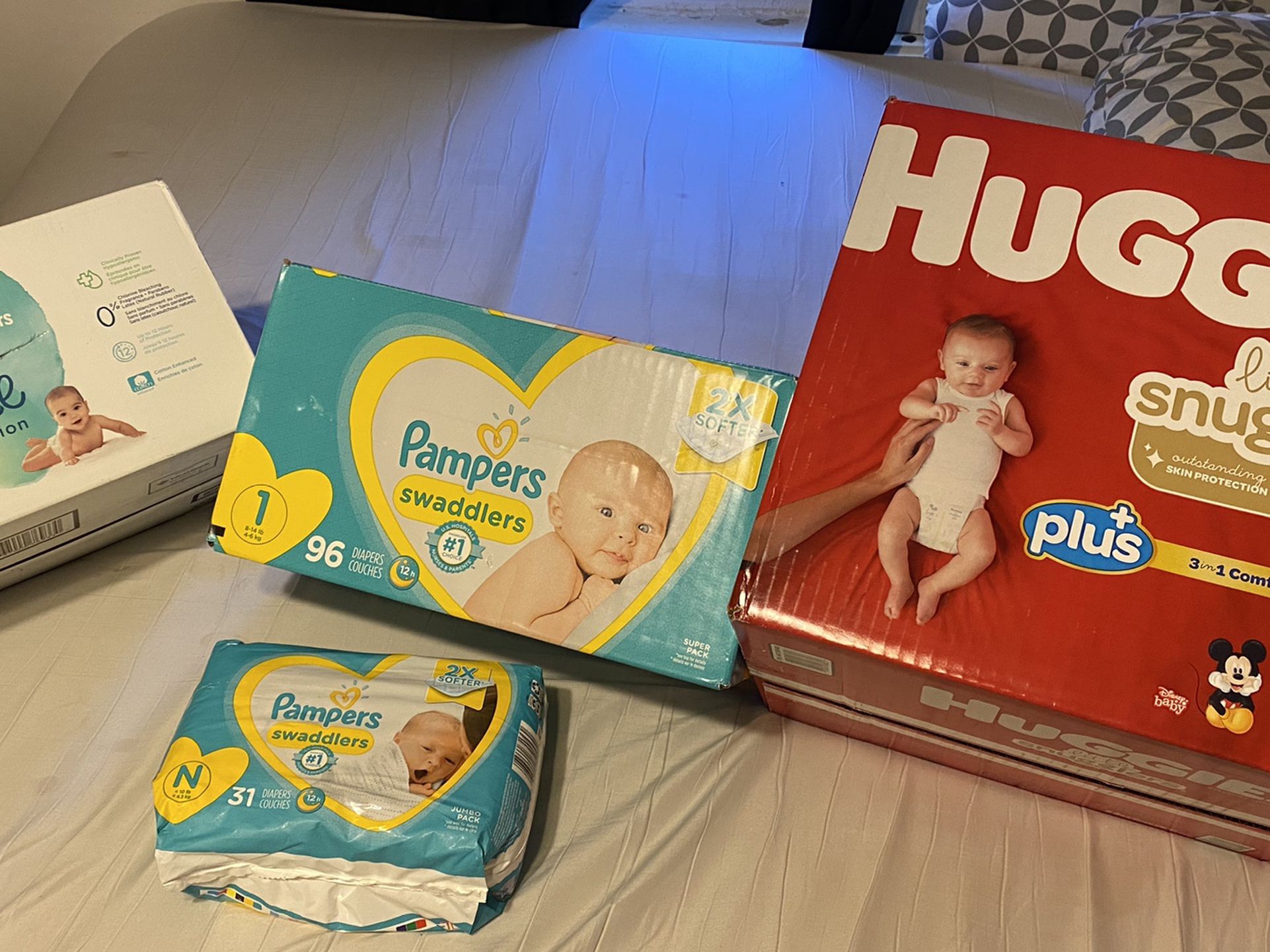 Huggies & Pampers Newborn And Size One