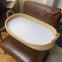 Changing basket - Design Dua