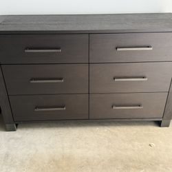 Dresser Excellent Condition