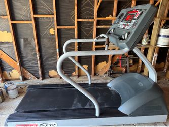 Startrac Pro Treadmill