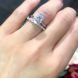 14k White Gold Oval Moissanite Ring Set With Certificate 
