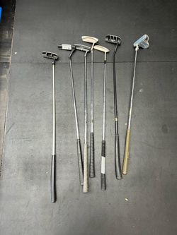 Golf putters