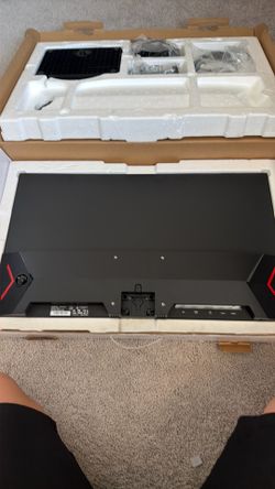 Arzopa MIRC 27 ELED Gaming Monitor 2560*144Op IPS Panel Complete In Box