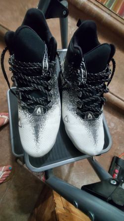 Mens Football Cleats