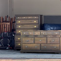 Wood Dressers And Night stands