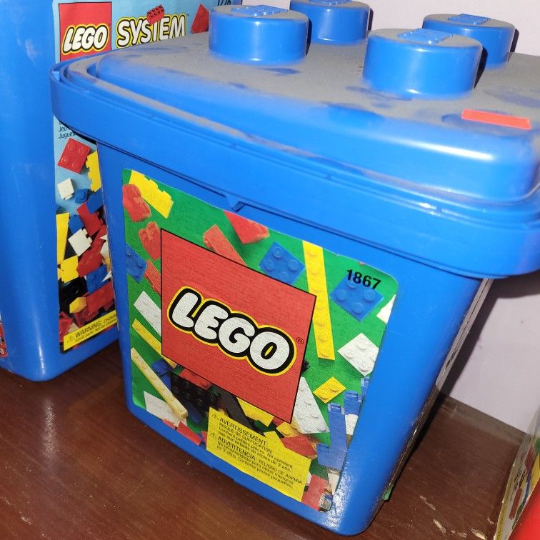 LEGO