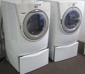 Whirlpool Duet washer and dryer set