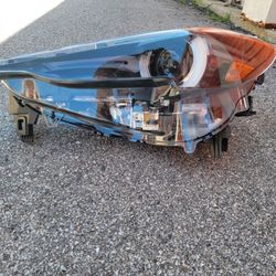 Mazda CX-5 HEADLIGHT 