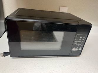 Compact microwave