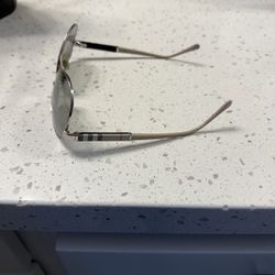 Authentic Burberry Aviator Sunnie