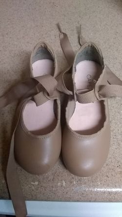 Tap Dancing Shoes 8 1/2 girls