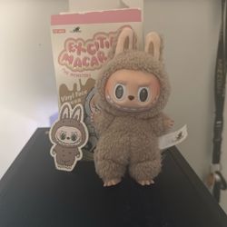 Exciting Macaroon Labubu (Toffee)