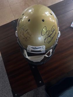 USF Helmet signed  by leavitt and selmon. Perfect condition.  Great grad/alumni gift
