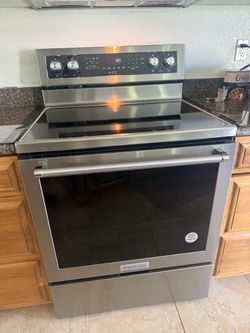 Kitchen Aid stove