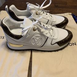 Women’s Louis Vuitton Sneakers