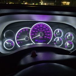 99 To 02 Chevy GMC GUAGE CLUSTER 