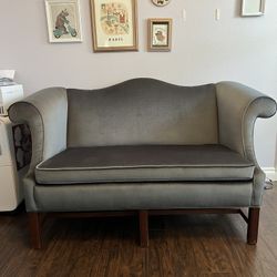  Vintage Settee