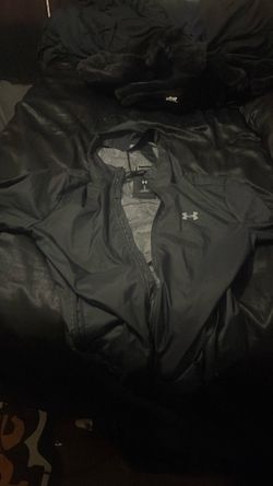 Under armor fitted tech hooded zip up