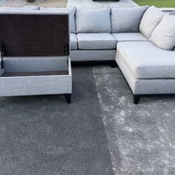 Modern Light Grey Sectional,  Sofa, Couch, Couches ( delivery Available