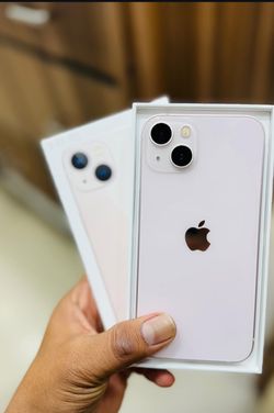 𝚒𝙿𝚑𝚘𝚗𝚎 13 𝚞𝚗𝚕𝚘𝚌𝚔𝚎𝚍 𝚠𝚒𝚝𝚑 𝚠𝚊𝚛𝚛𝚊𝚗𝚝𝚢