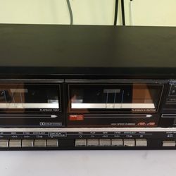 Vintage Sanyo Stereo Dual Cassette Deck RD W688. Untested