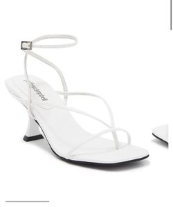 Jeffrey Campbell (7.5)