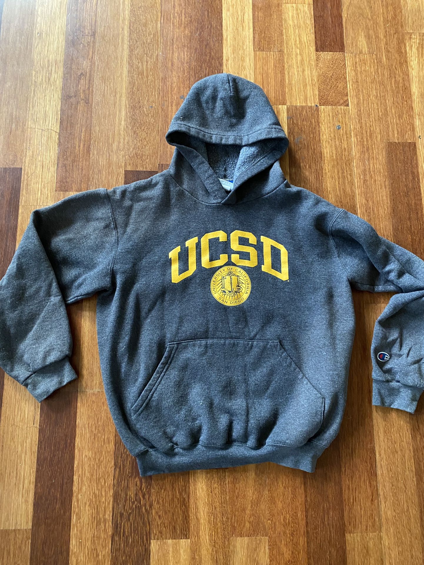 UCSD Champion Brand hooded Sweater Hoodie YOUTH M L
