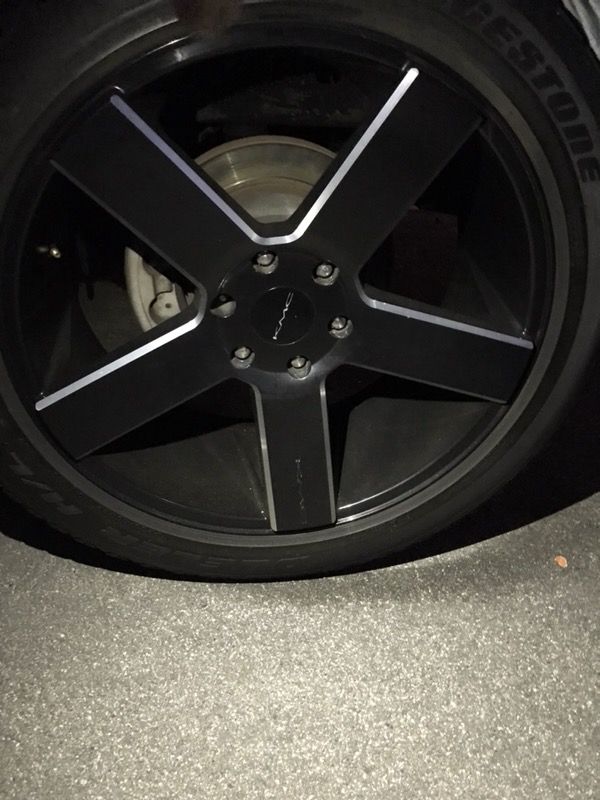 22” kmc 702 wheels silverado Sierra