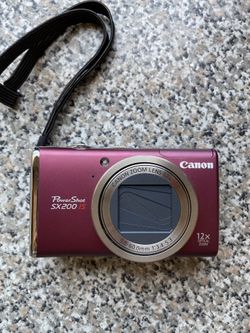 Canon PowerShot SX200 IS 12 MP Digital camera