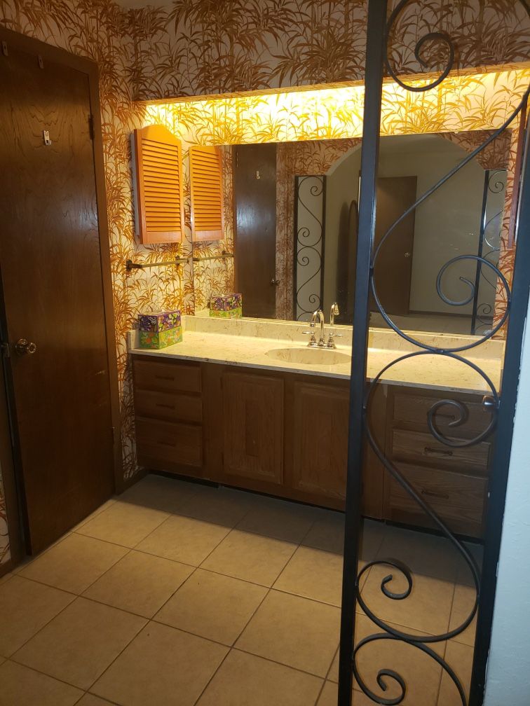 Sink With Cabinet