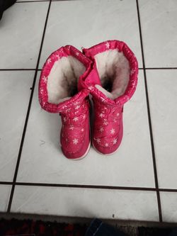 Snow Boots