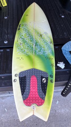 Beto  Surfboard 5’6”