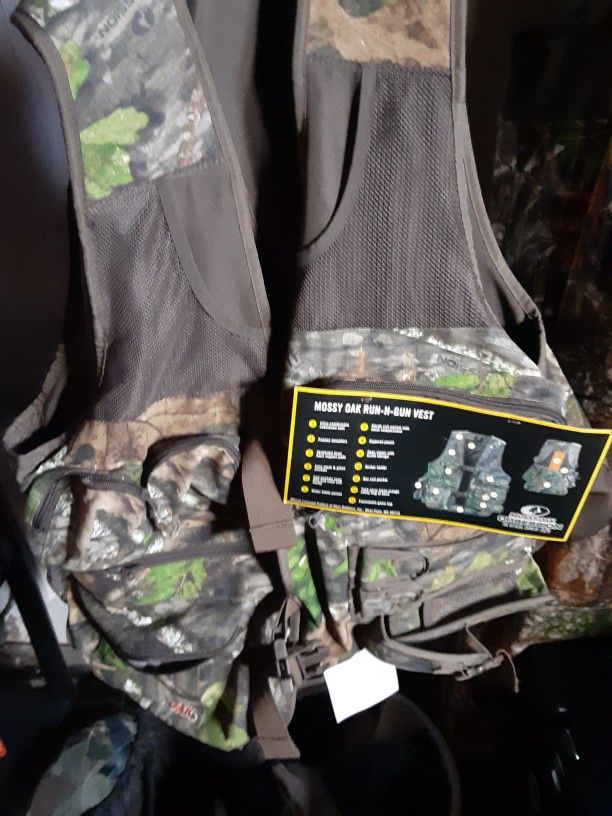 MOSSY OAK Spring Turkey Vest With Seat Cushion